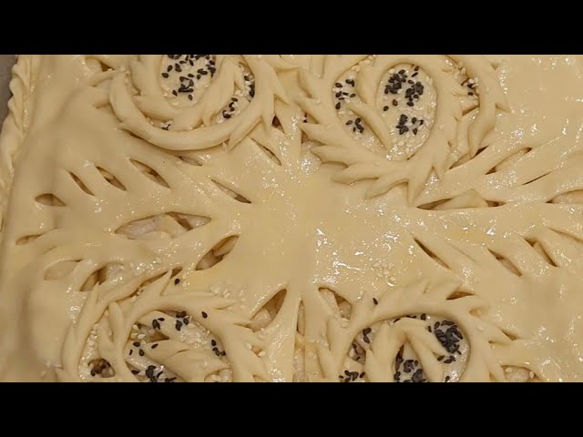 КАК КРАСИВО УКРАСИТЬ ПИРОГ. #выпечка#вкусныепироги#красота#изтеста