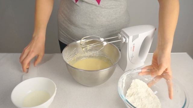 Кексы на кефире получаются очень вкусными и лёгкими