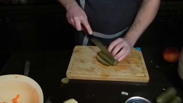 Вегетарианский салат Оливье по мотивам советских рецептов