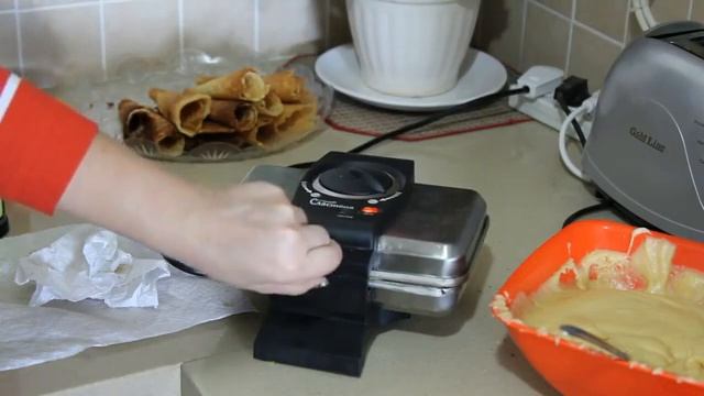 Вафли для вафельницы и вафельные трубочки