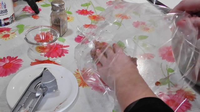 Мраморный куриный рулет запеченный в духовке из куриной грудки