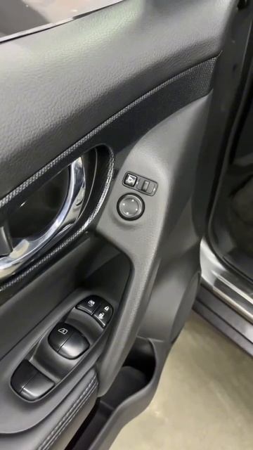 Продается NISSAN  X-TRAIL