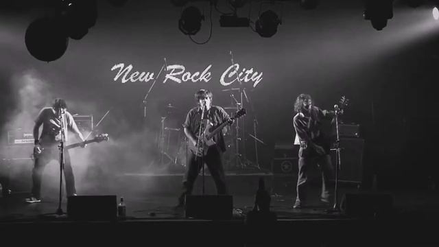42 DECIBEL - 