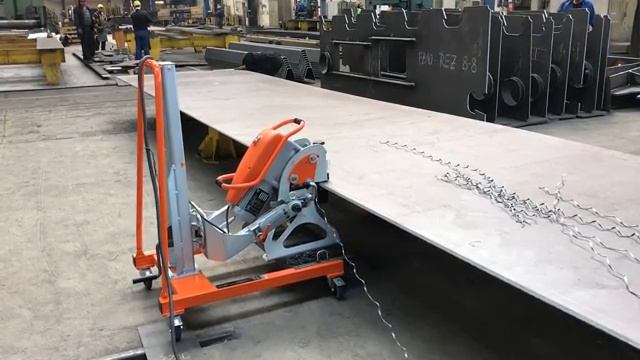 Автоматическая фаскосъемная машина по металлу для листа N.KO UZ18 HardWorker | Www.tool-tech.ru