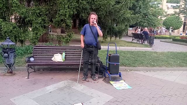 (cover).петр гудков ,на пасашок.