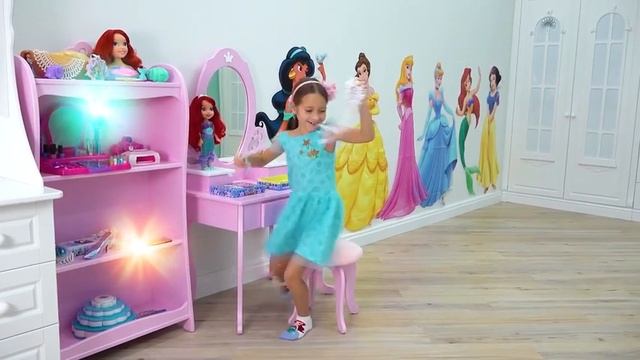 София превратилась в принцессу Русалочку, Sofia Turned Princesses Into A Real Little Mermaids