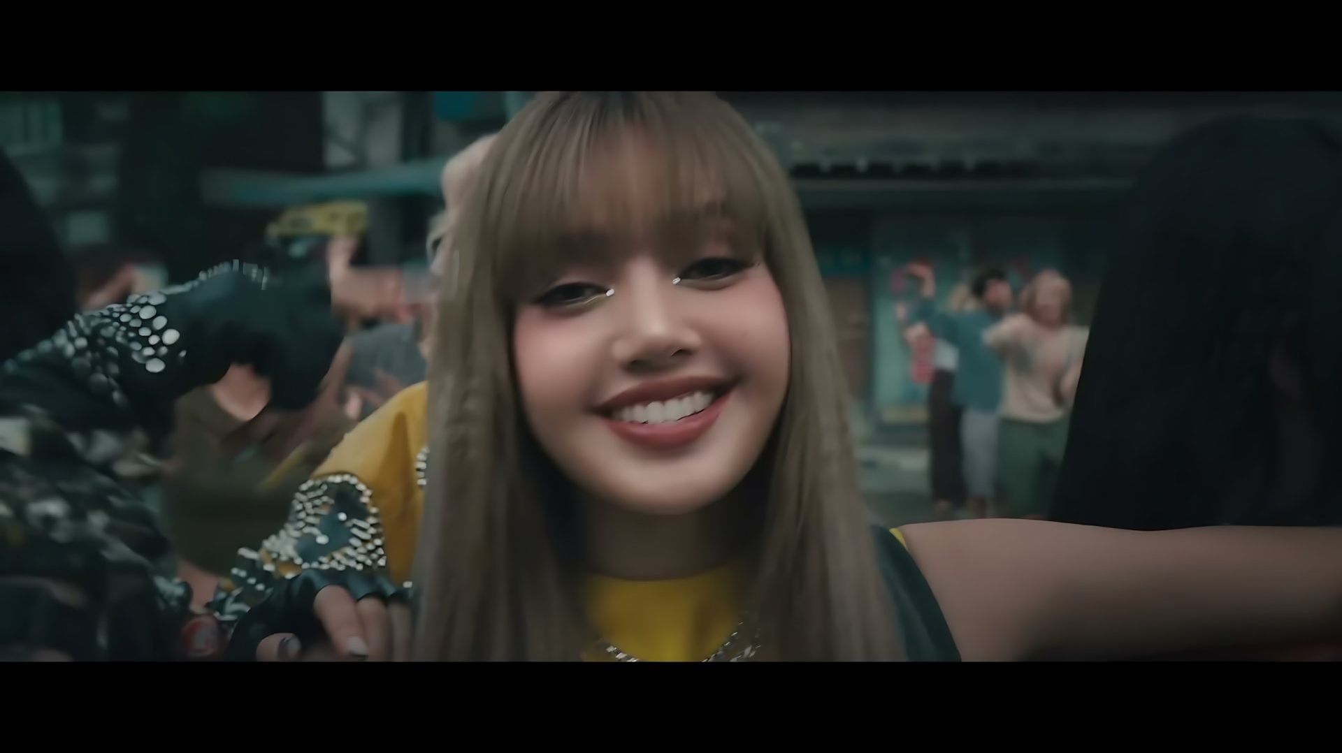 BLACKPINK - ‘뛰어’ M/V, смотреть музыкальный клип в хорошем качестве