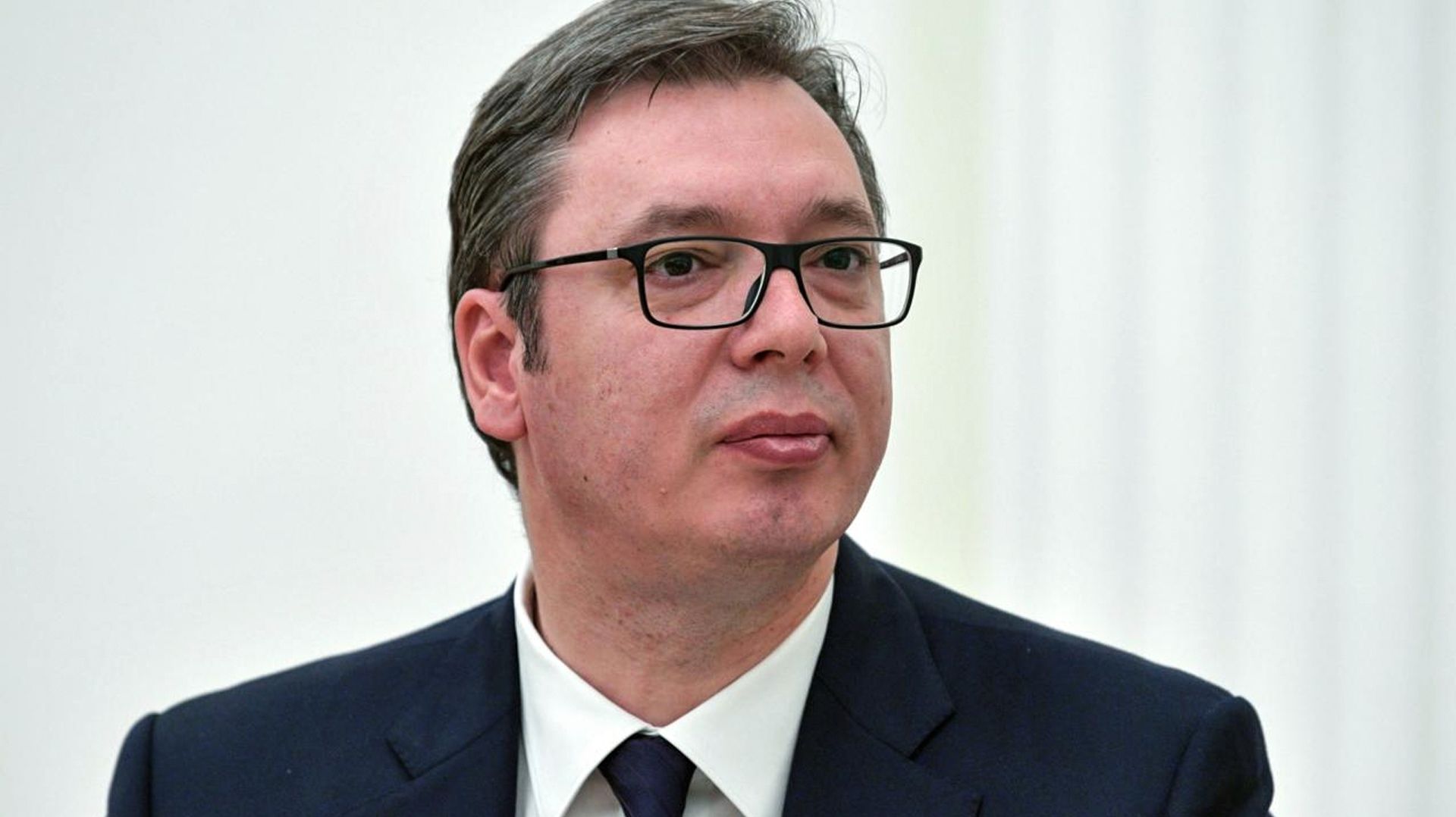 Президент Сербии Александр Вучич ушел в отставку