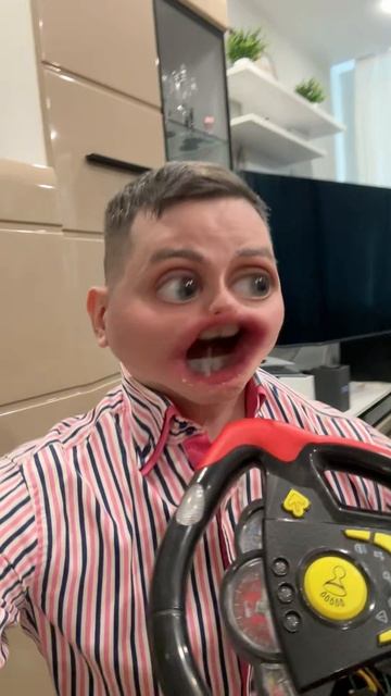 Даня просит денег на машину 😄
