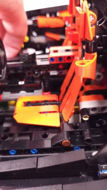 LEGO Technic Koenigsegg Sadairs Spear Megacar 42232 4104 детали Обзор