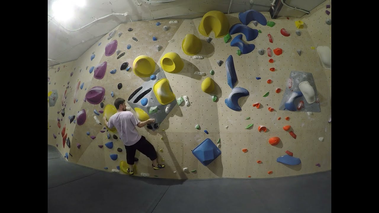 Painted Feet, V4+ / Нарисованные Ноги, 6B+