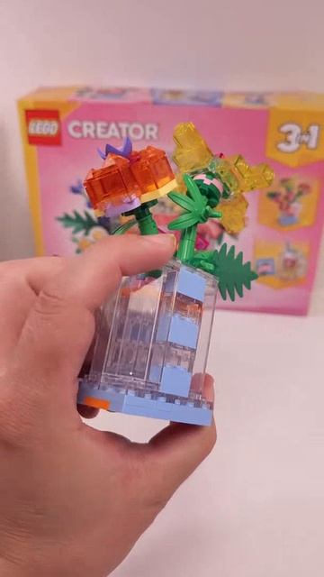 LEGO Creator Ваза с цветами (31383) Альтернативная сборка для флорального декора флакона духов