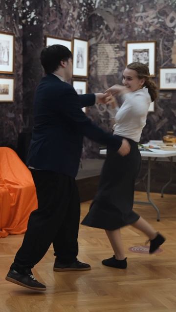 Спектакль 