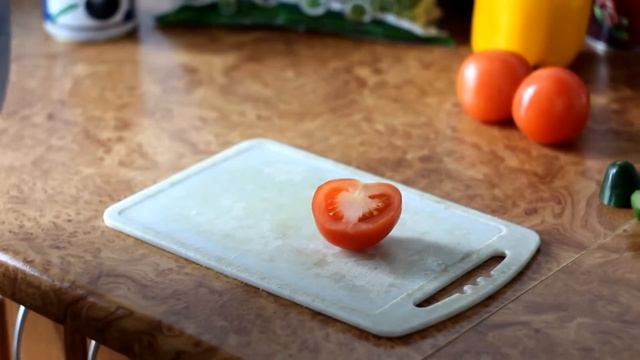 Куриная грудка запеченная с яблоками и орехами