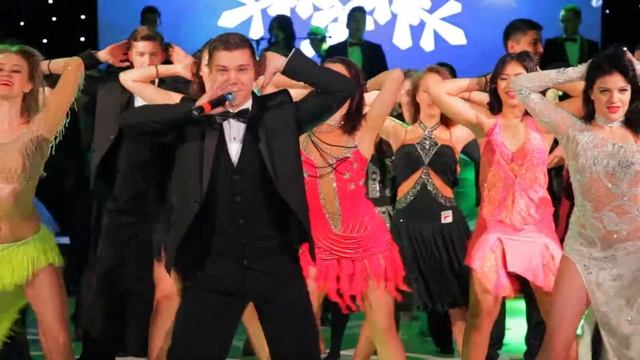 Флэшмоб 007 Bond DanceLife