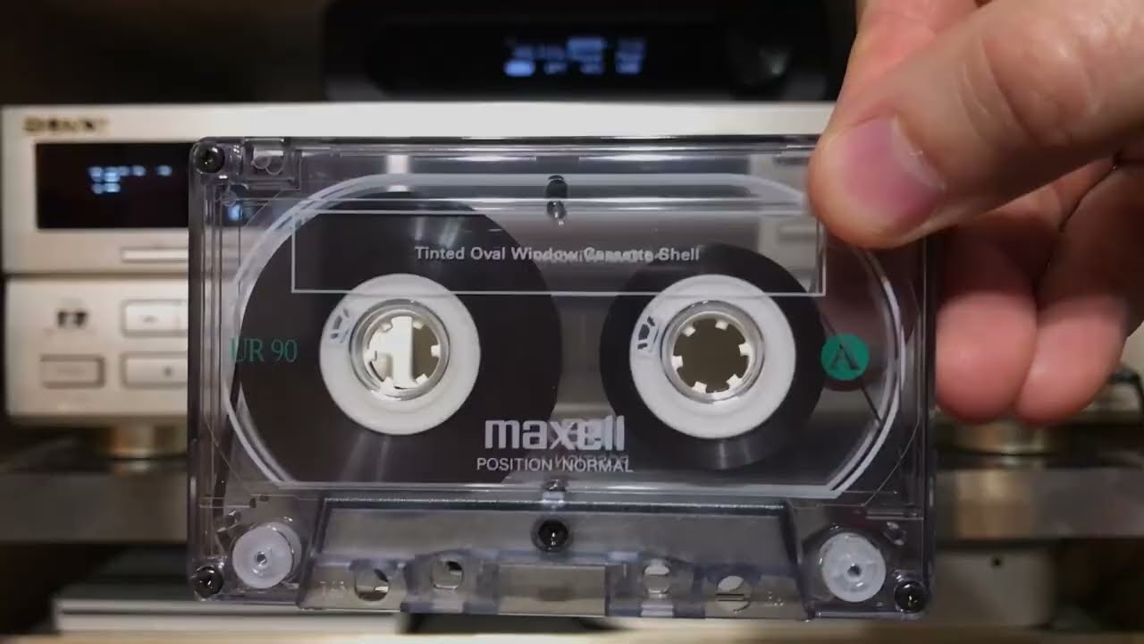 Maxell UR 90 - 1988. Assembled In Mexico