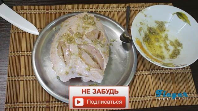 Куриная грудка запеченная в духовке по вкусному рецепту