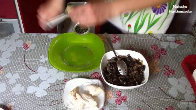 Фаршированные шампиньоны с фаршем простой рецепт