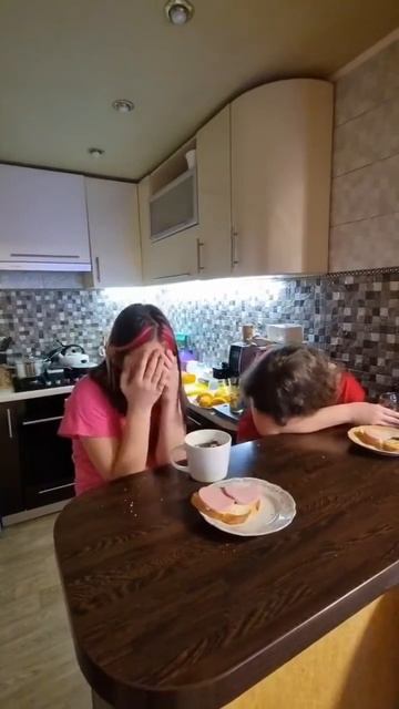 Смех девочек с пальца / Ржака без повода
