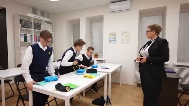ХОРОШАЯ Vs ПЛОХАЯ УЧИТЕЛЬНИЦА ЧЕЛЛЕНДЖ ! А4 Влад а4 Видео а4 Влад а4 Бумага Влад а4 Бумага А4 а 4