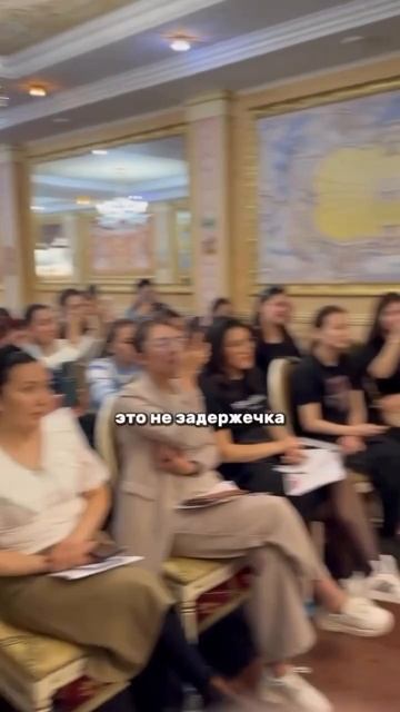 Как научить ребенка есть ложкой? Как определить нарушение у ребенка?