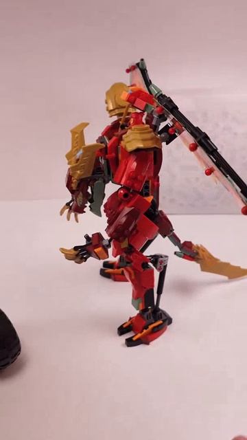 LEGO NINJAGO Боевой корабль (71869) против Трансформирующегося дракона Вайлдфайр (71868)