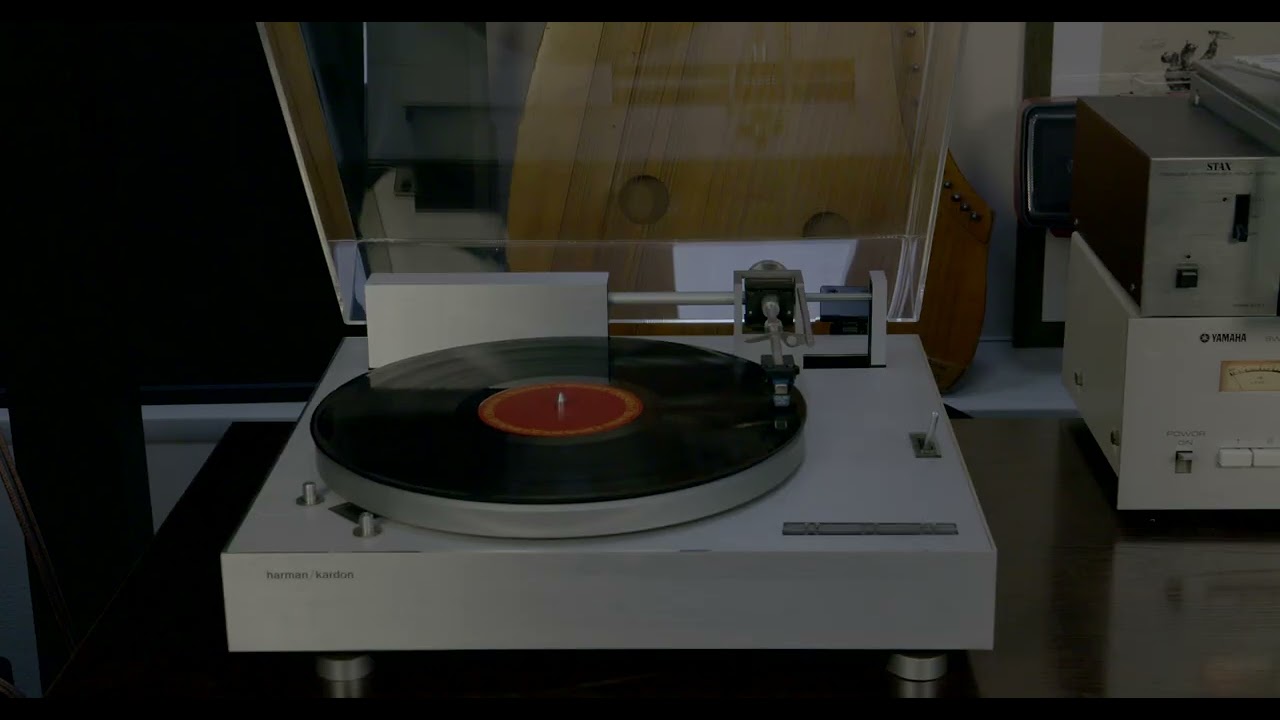 Harman/kardon Rabco ST-7 ￥210,000(1976年頃) с высокоточным механическим тангенциальным тонармом.