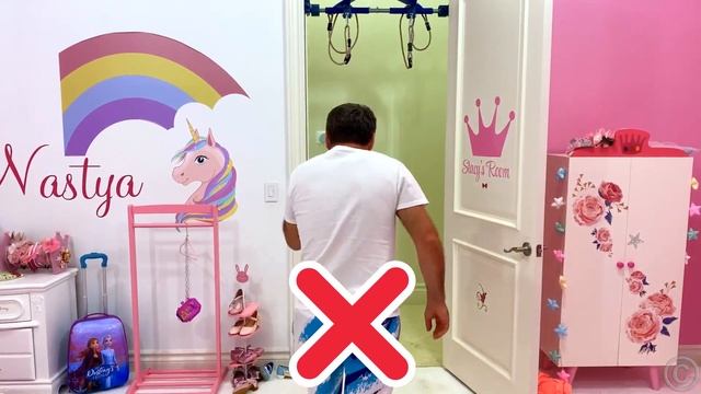 Настя учит забавные трюки и шутки с папой