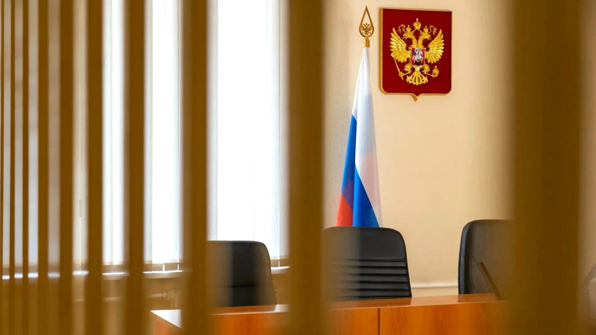 В Лянторе перед судом предстанут директор и инженер спорткомплекса, где под снегом погиб ребёнок