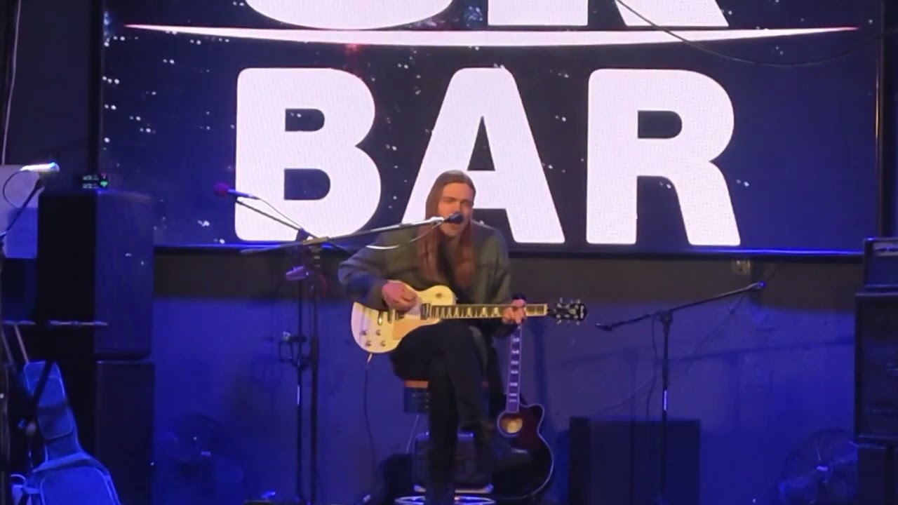 Б. Тиньковский - Заткнись (acoustics, Live, Новогодний квартирник в SKBAR, 02.01.2026)