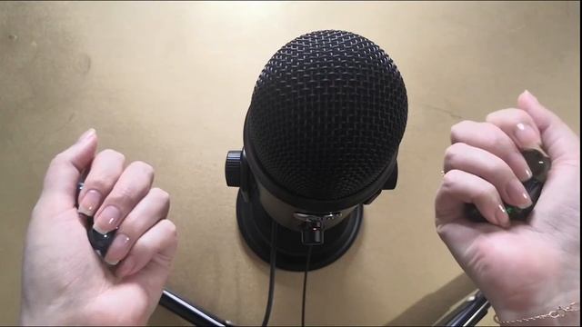 АСМР (ASMR). Проверка нового микрофона Blue Yeti. Триггеры и шёпот.