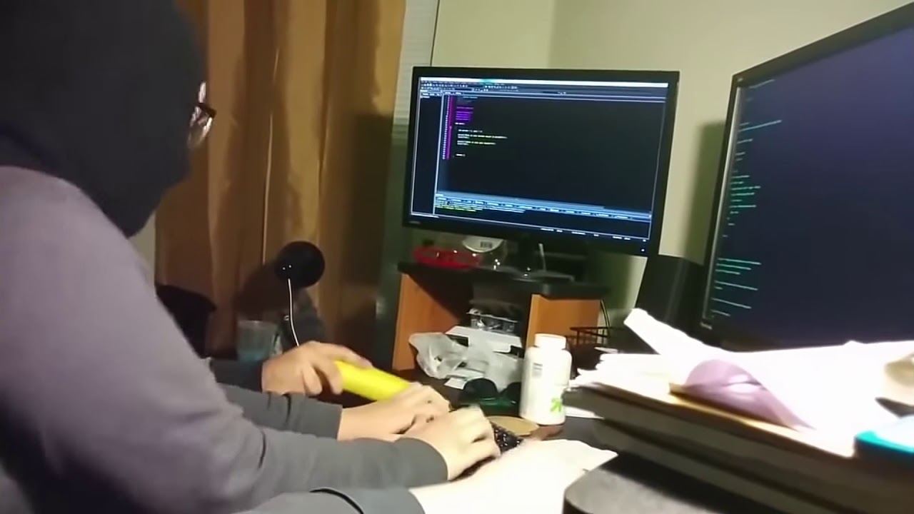 ХАКЕРЫ ВЕДУТ АТАКУ НА ПЕНТАГОН (999х)