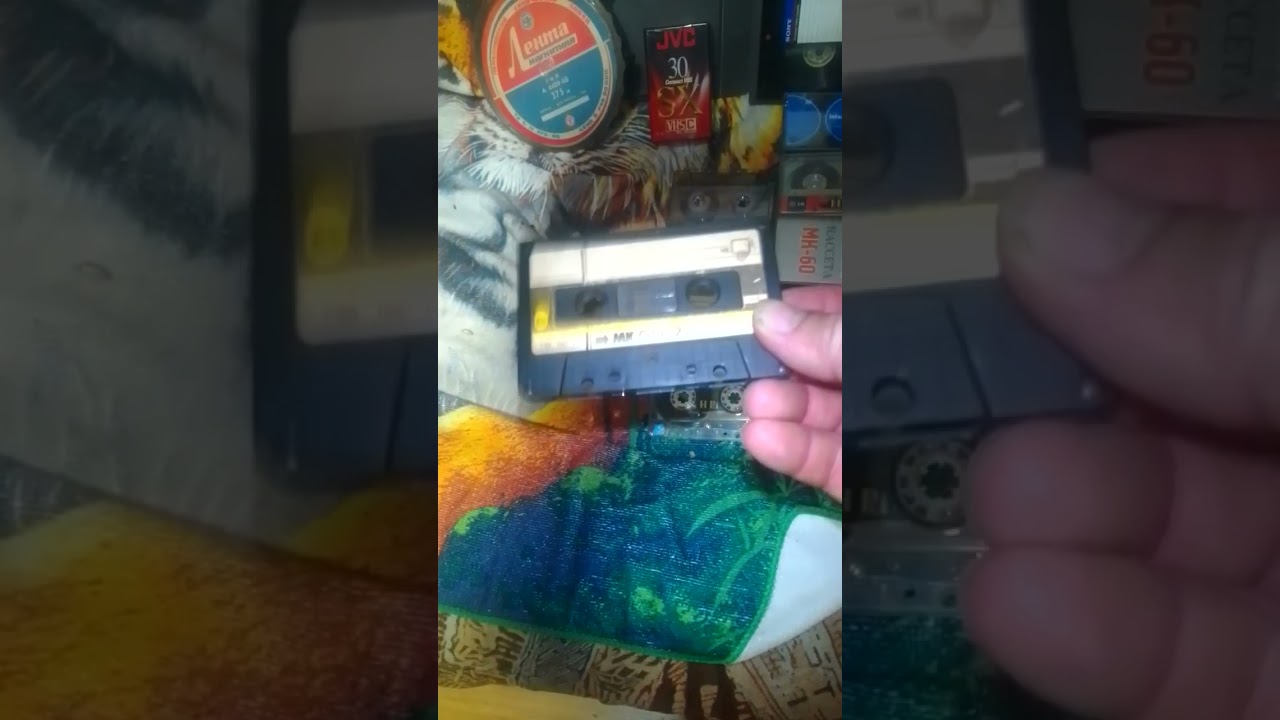 Коллекция винтажных кассет СССР и китай .советские и импортные..музыкальные кассеты.