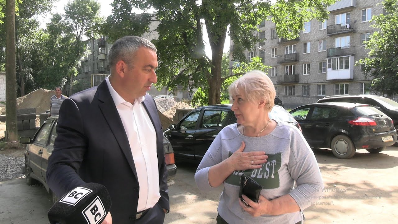 Благоустройство дворов в Волхове