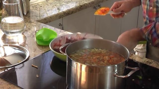 Украинский борщ со свеклой, самый вкусный рецепт приготовления
