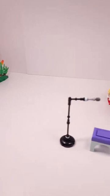 LEGO Creator Культовое колесо обозрения (31389) против Музыкального декора Пианино с кошкой (31392)