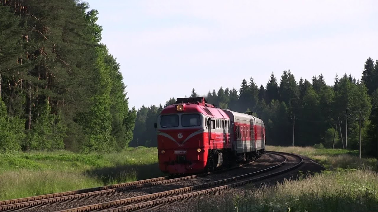 М62К-1181 с пассажирским поездом / M62K-1181 With A Passenger Train