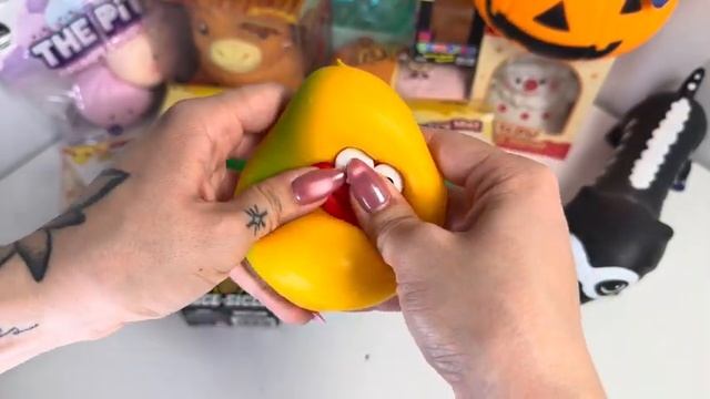 Распаковка Squishy Toy ASMR✨⭐️