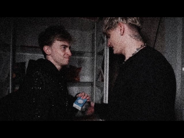 —Егорик и Миша Вайс.