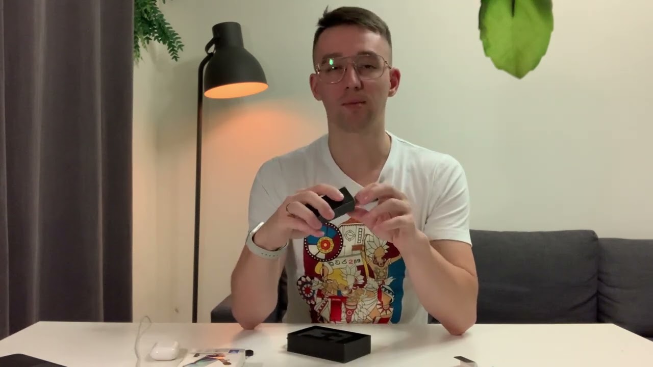 Микрофон за 400 рублей из OZON. Обзор на беспроводной микрофон петличку для iPhone.