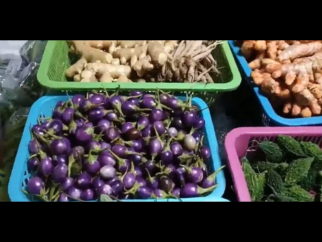 9 _ Дневной фруктовый рынок и ночной рынок на улице Тепразит _ монтаж Галины Поздеевой