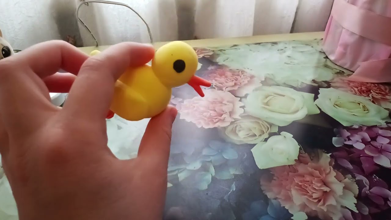 Милый утёнок.
