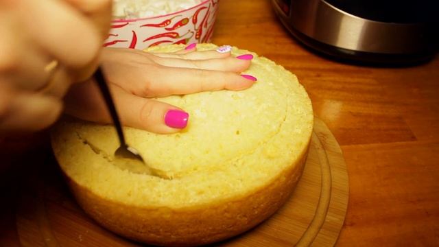 Бисквитный торт в мультиварке