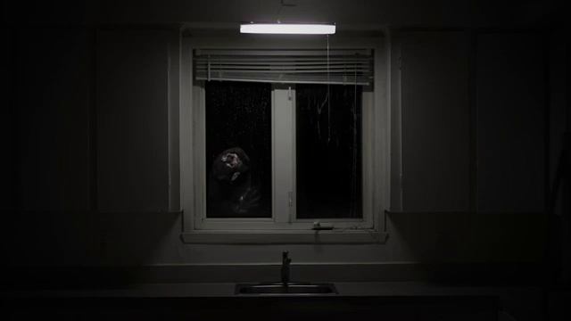 Blackout перезалив с ютуба