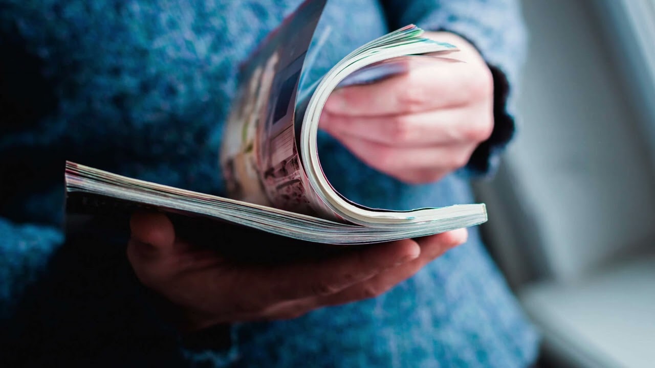ASMR Rustle Of Magazine Pages. АСМР Шелест страниц журнала.