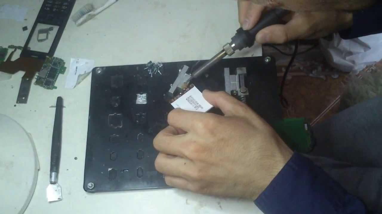 замена дисплея Nokia C1-01