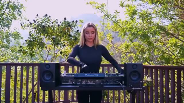 Клубная_музыка___.mp4