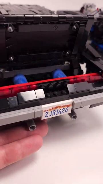 LEGO Technic Fast And Furious Dodge Charger R/T (42231) против Dodge Charger Дома (42111)