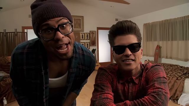 Bruno Mars - The Lazy Song