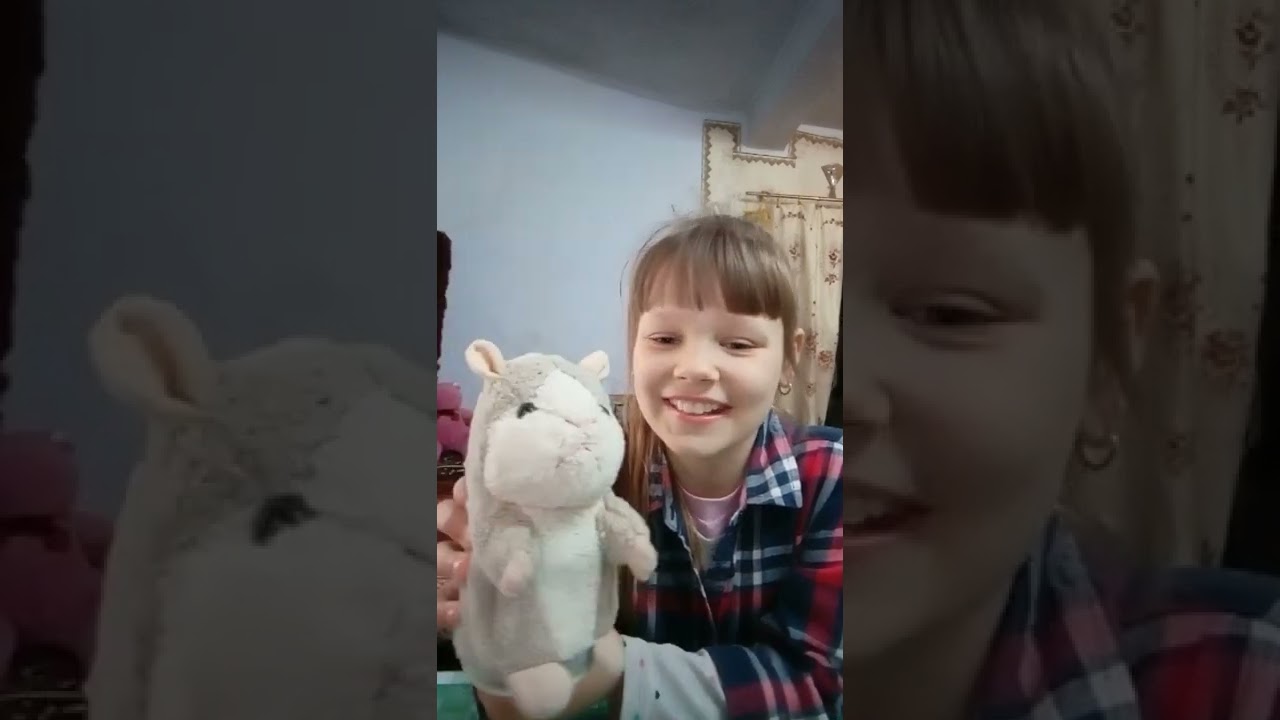 Говорящая мышка. Соня играется и разговаривает с говорящим хомяком. 2022